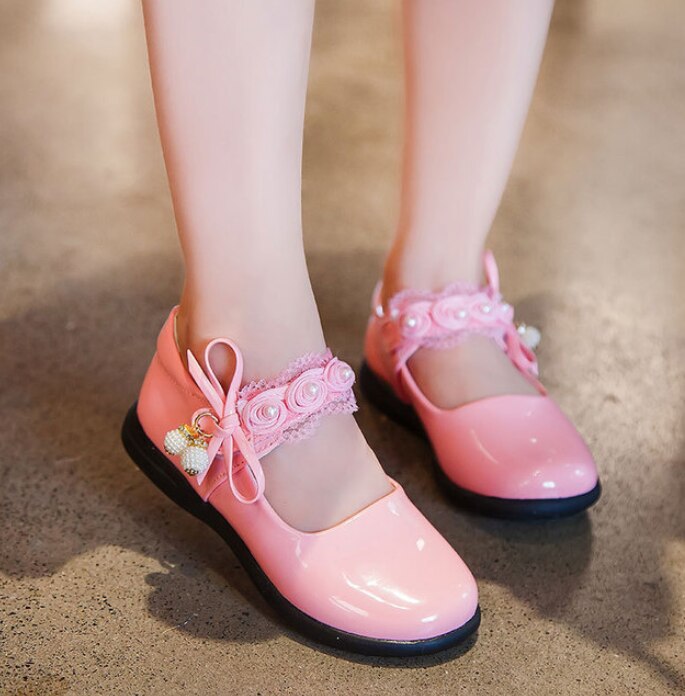 White pink children's shoes sandals
