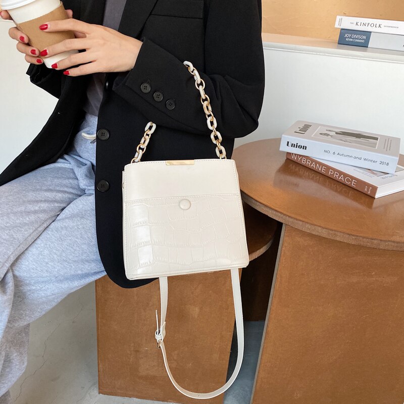 Stone Pattern PU Leather Hand Bag