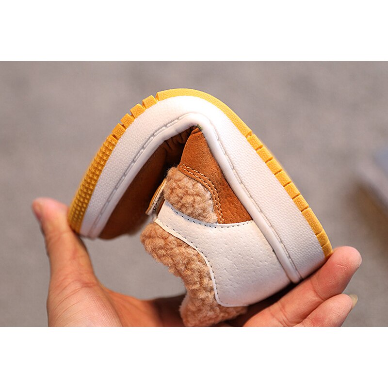 New thickening fashion children shoes