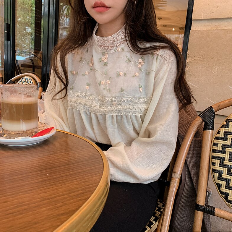New Lace Stand Collar Long Sleeve Blouse