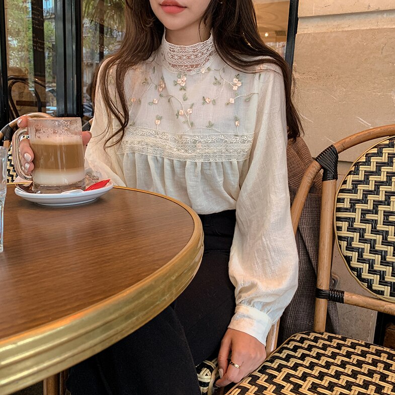 New Lace Stand Collar Long Sleeve Blouse